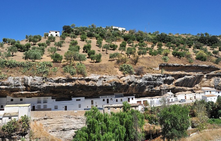 Pueblos Pequeños y Áreas Rurales